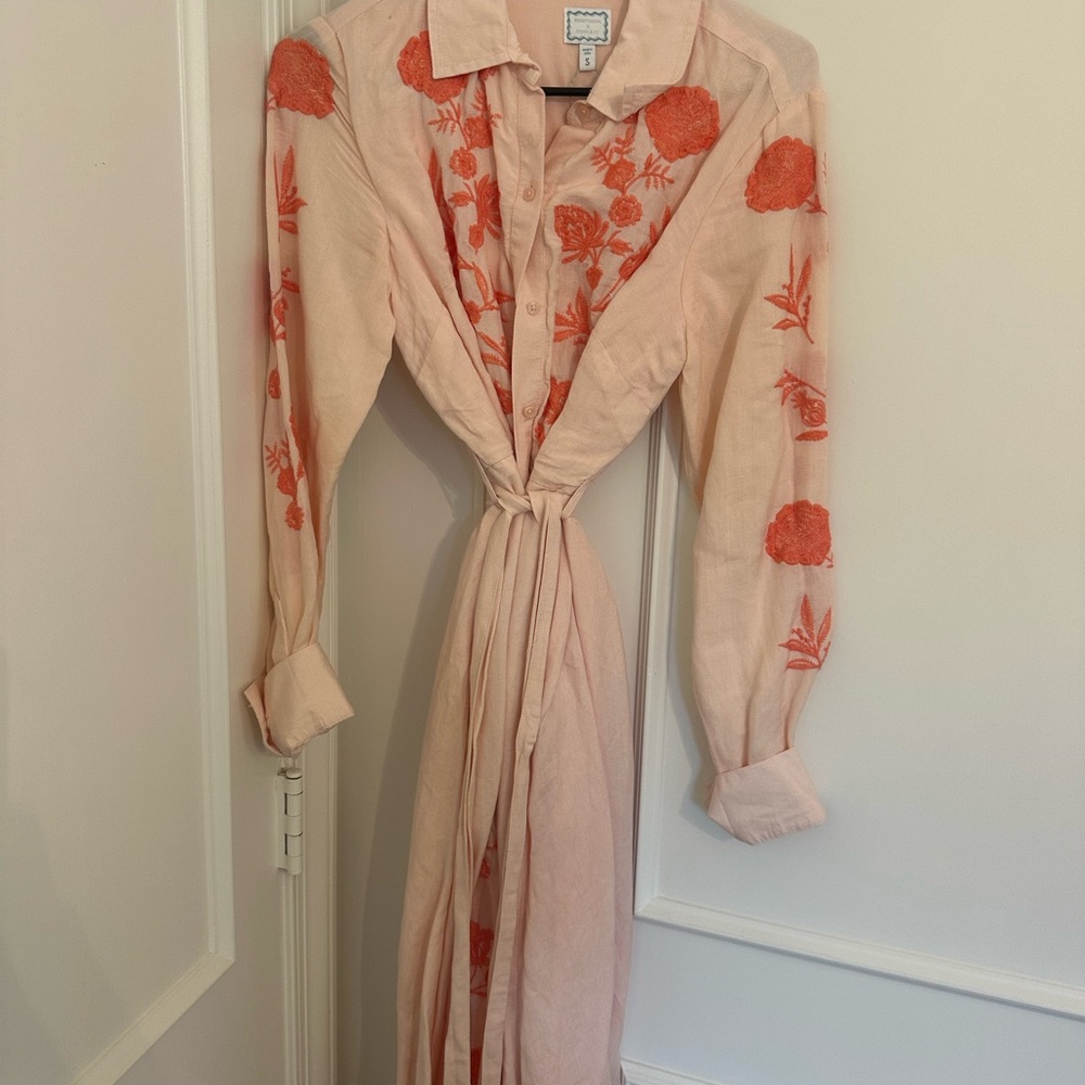 Crown & Ivy Pink Floral Long Sleeve Dress